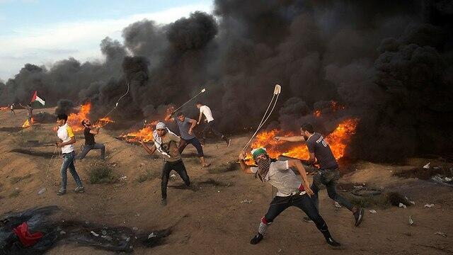 Беспорядки в Газе на границе с Израилем. Фото: АР 