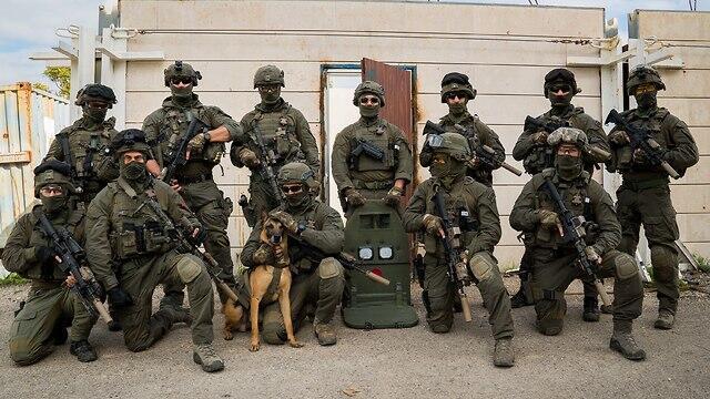 Рембо и его команда. Фото: пресс-служба полиции