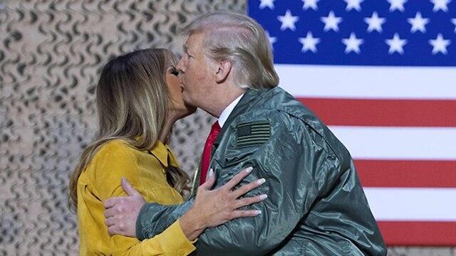 Мелания и Дональд на американской военной базе в Ираке. Фото: AFP