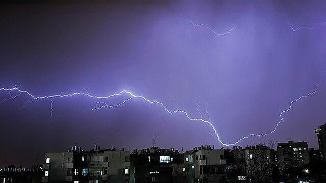 Гроза в Ришон ле-Ционе. Фото: Дима Чинк