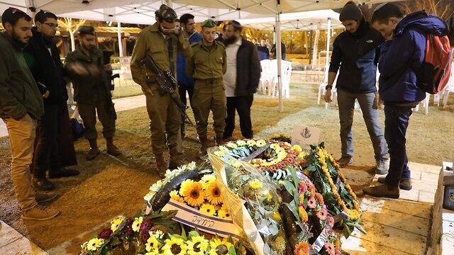 Могила солдата. Фото: Дана Копель