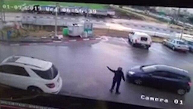 Запись камеры видеонаблюдения. Фото: Томер Лави (צילום: תומר לביא) Запись камеры видеонаблюдения. Фото: Томер Лави