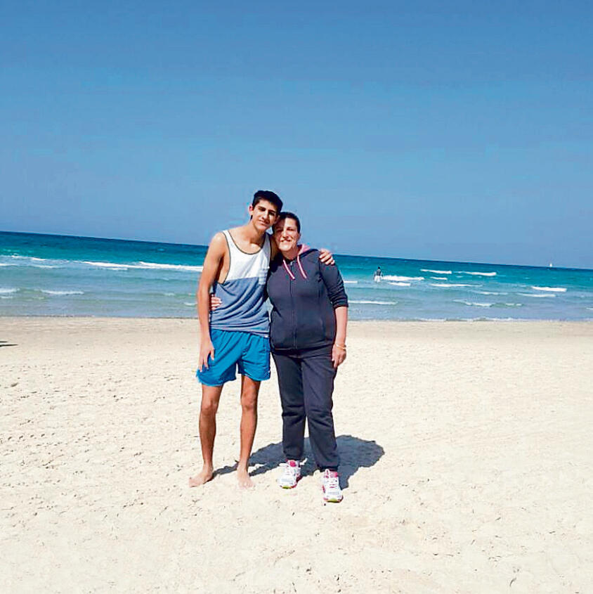 Эвьятар с мамой