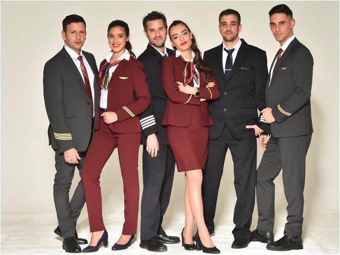 Новая форма бортпроводников "Аркиа". Фото: Эйтан Таль (Фото: Эйтан Таль) Новая форма бортпроводников "Аркиа". Фото: Эйтан Таль