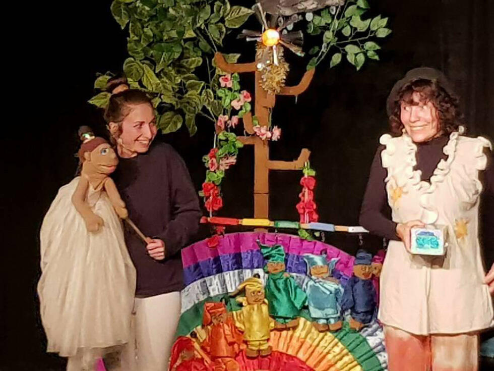 Сцена из спектакля "Цвета музыки". Фото: Элиана Коваленко-Варди. (Фото: Элиана Коваленко-Варди) Сцена из спектакля "Цвета музыки". Фото: Элиана Коваленко-Варди.