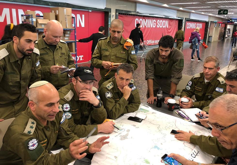 Поисково-спасательная группа перед вылетом в Бразилию. Фото: пресс-служба ЦАХАЛа