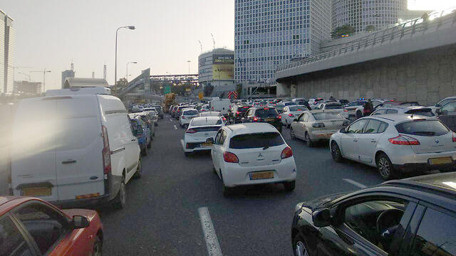 Tarffic jams on the Tel Aviv ringroad