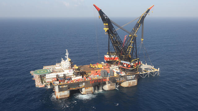 Израильская буровая платформа. Фото: EPA (צילום: EPA) Израильская буровая платформа. Фото: EPA