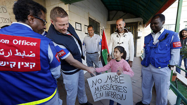 TIPH observers in Hebron