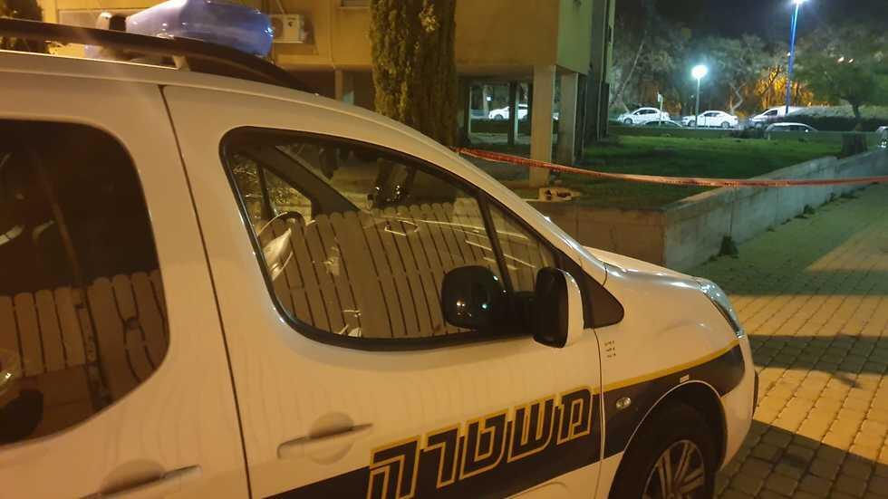 Полиция у дома, где произошла трагедия. Фото: пресс-служба полиции