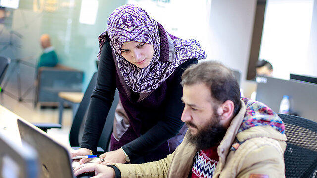 Fatima Ashour (Photo: Asam Khalidi, Gisha)