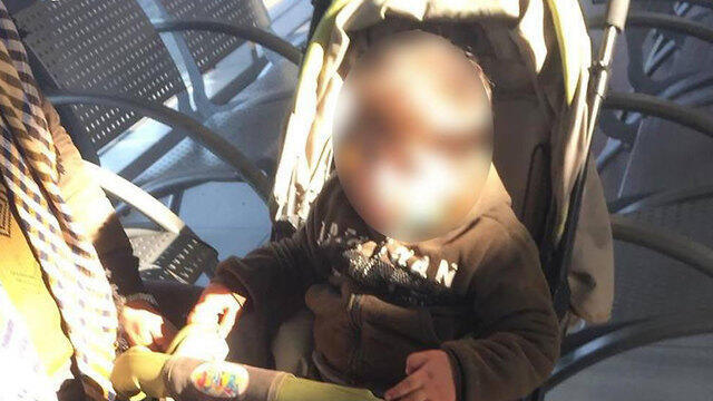 Ребенок, броошенный на КПП. Фото: аппарат координатора действий правительства Израиля на территориях (צילום: מתפ"ש) Ребенок, броошенный на КПП. Фото: аппарат координатора действий правительства Израиля на территориях