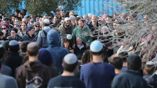 Похороны Ори Ансбахер. Фото: Алекс Коломойский (צילום: אלכס קולומויסקי) Похороны Ори Ансбахер. Фото: Алекс Коломойский