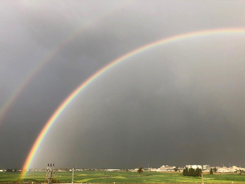Двойная радуга в Ганей-Авивe. Фото: Йонатан Баркан