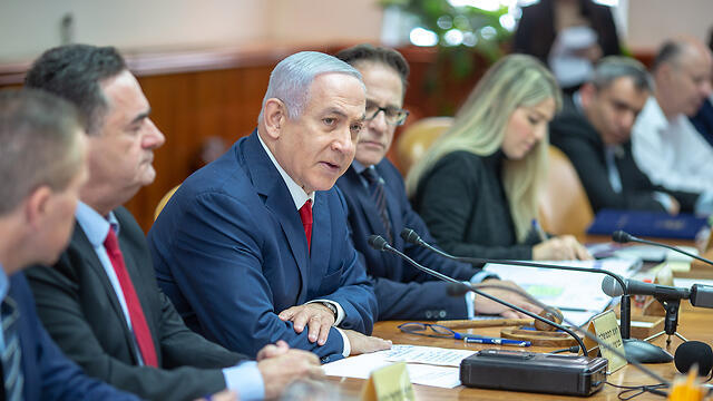 Prime Minister Benjamin Netanyahu during the weekly Cabinet meeting (צילום: אמיל סלמן) Prime Minister Benjamin Netanyahu during the weekly Cabinet meeting