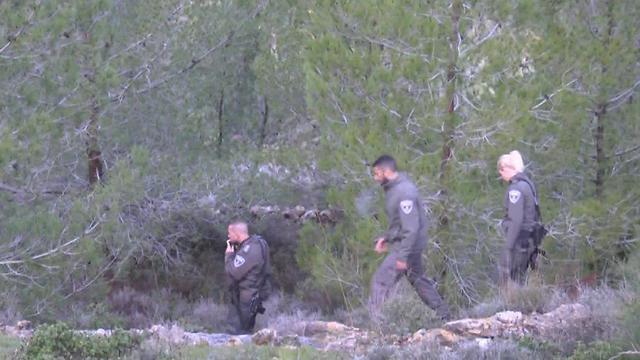 Следственный эксперимент. Фото: Моше Мизрахи (צילום: משה מזרחי) Следственный эксперимент. Фото: Моше Мизрахи