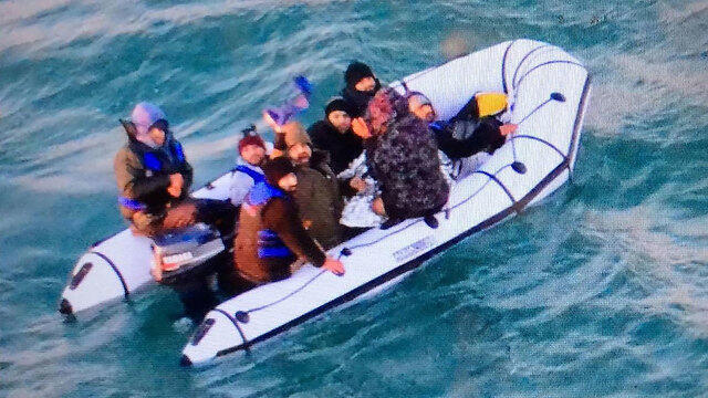A boat of migrant crossing the English Channel