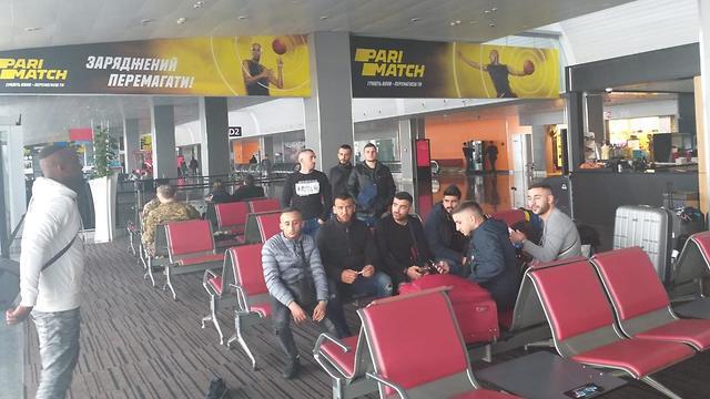 Израильтяне в Борисполе. Фото: Нир Сабаг