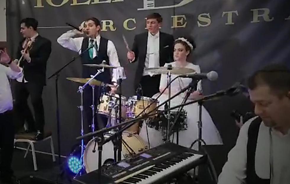 Шира за барабанами. Фото: Йони Цур (צילום: יוני צור) Шира за барабанами. Фото: Йони Цур