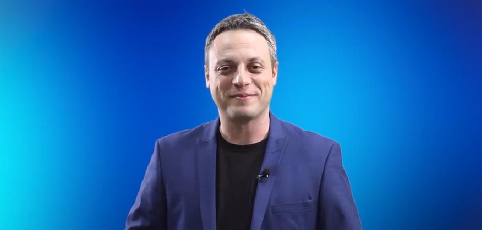 Илья Аксельрод. Кадр видеообращения (Кадр с видеообращения) Илья Аксельрод. Кадр видеообращения