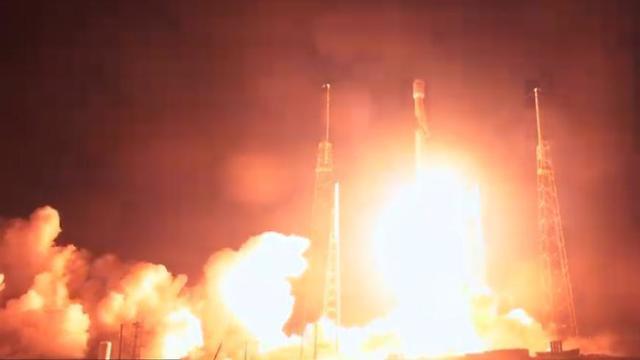 Старт ракеты-носителя космического модуля "Берешит". Фото: SpaceX