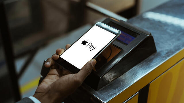 Apple Pay. Фото: shutterstock