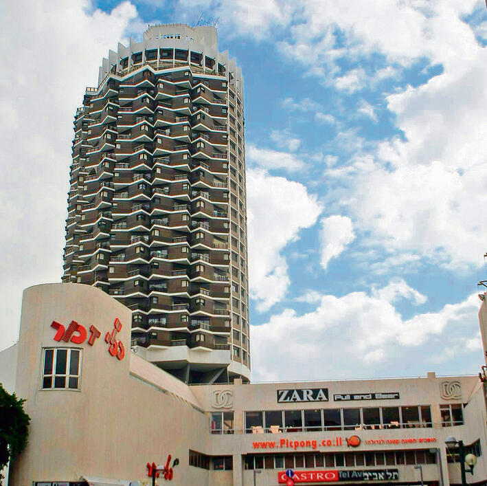 Башня в комплексе Дизенгоф-центр. Фото: Уриэль Коэн