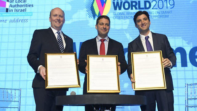 The mayors behind the initiative