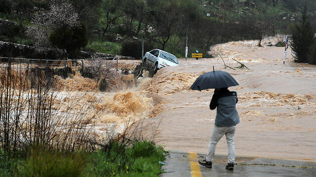 Flooding in lower regions of Jerusalem (צילום: רויטרס) Flooding in lower regions of Jerusalem