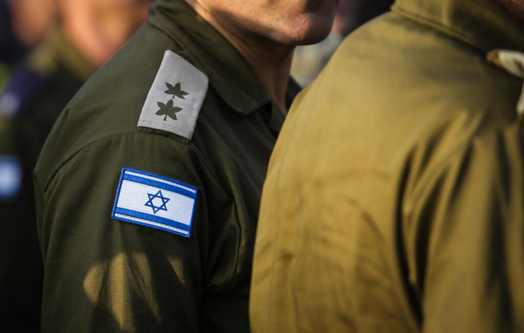 אילוסטרציה חייל חיילים צה"ל קצין סגן-אלוף סגן אלוף סא"ל