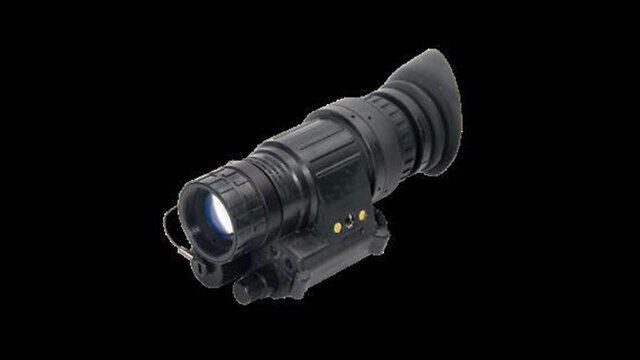 Прибор ночного видения. Фото: пресс-служба ЦАХАЛа (צילום: דובר צה"ל) Прибор ночного видения. Фото: пресс-служба ЦАХАЛа