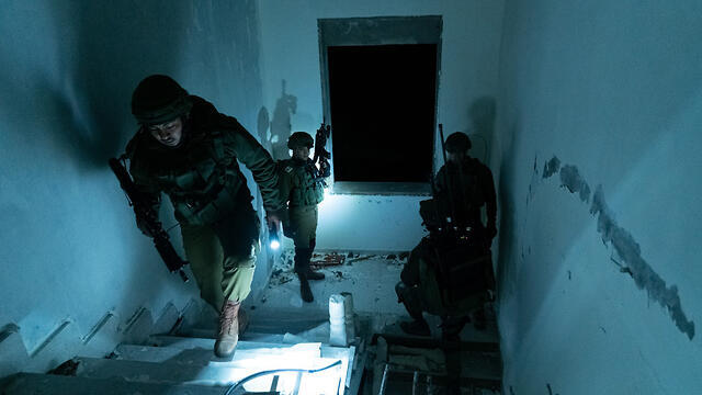 IDF troops demolishing the home of Asem Barghouti