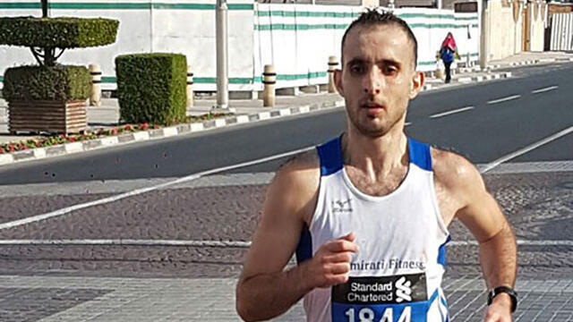 Хасан бежит марафон