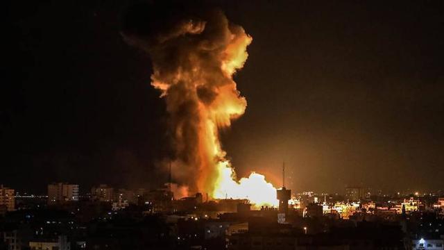 ЦАХАЛ наносит удары по сектору Газыnullnull ЦАХАЛ наносит удары по сектору Газы