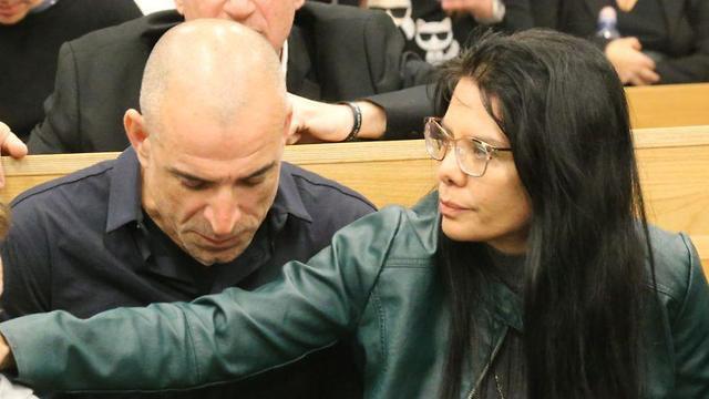 Родители погибшего подростка в зале суда. Фото: Моти Кимхи (צילום: מוטי קמחי) Родители погибшего подростка в зале суда. Фото: Моти Кимхи