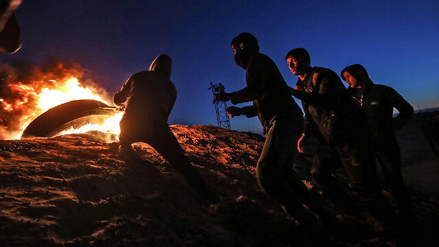 Палестинские беспорядки у границы. Фото: AFP