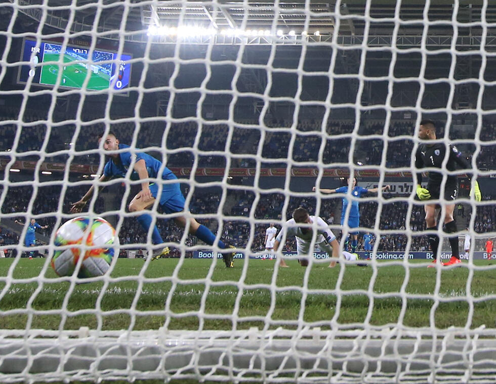 Израиль - Словения. Фото: Орен Ахарони (צילום: אורן אהרוני) Израиль - Словения. Фото: Орен Ахарони