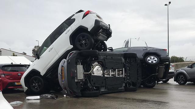 Фото: Bonded Toyota  