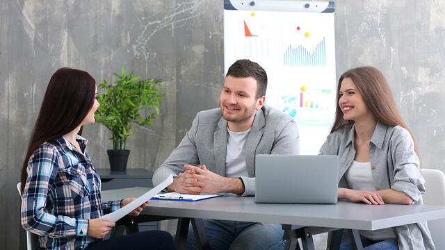 Интервью при приеме на работу. Фото: shutterstock (צילום: shutterstock) Интервью при приеме на работу. Фото: shutterstock