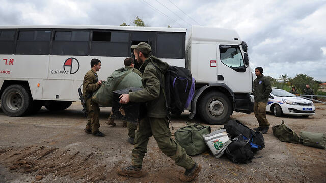 IDF troops being deployed to the Gaza border 
