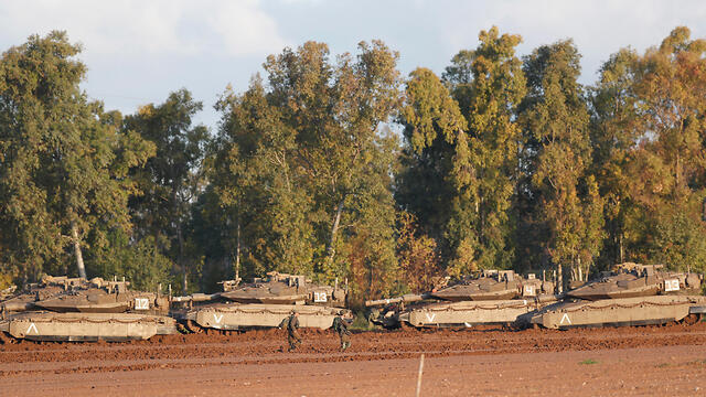IDF tanks on the Israel-Gaza border