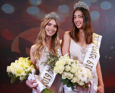 Королева красоты - 2019 Села Шерлин (справа) и самая красивая девушка Израиля Ульяна Фридрих. Фото: Авигайль Узи (Фото: Авигайль Узи) Королева красоты - 2019 Села Шерлин (справа) и самая красивая девушка Израиля Ульяна Фридрих. Фото: Авигайль Узи