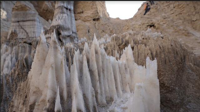 Пещера Малхам. Фото: Руслан Пауль (צילום: רוסלן פאול) Пещера Малхам. Фото: Руслан Пауль
