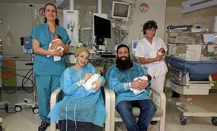 Два года назад была четверня. Фото: пресс-служба "Рамбам"nullnull Два года назад была четверня. Фото: пресс-служба "Рамбам"