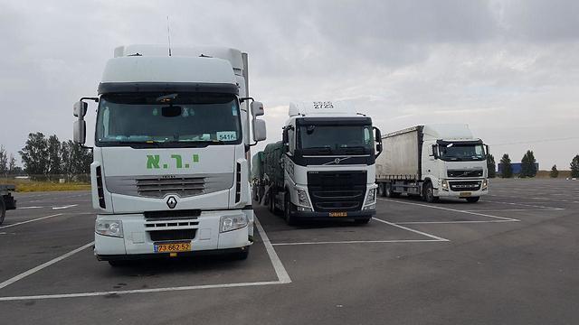 Возобновление работы КПП. Фото: Барэль Эфраим (צילום: בראל אפרים) Возобновление работы КПП. Фото: Барэль Эфраим