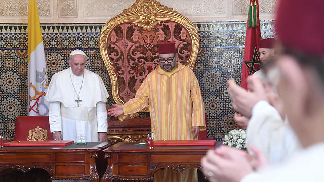 Pope Francis and Moroccan King Mohammed VI 