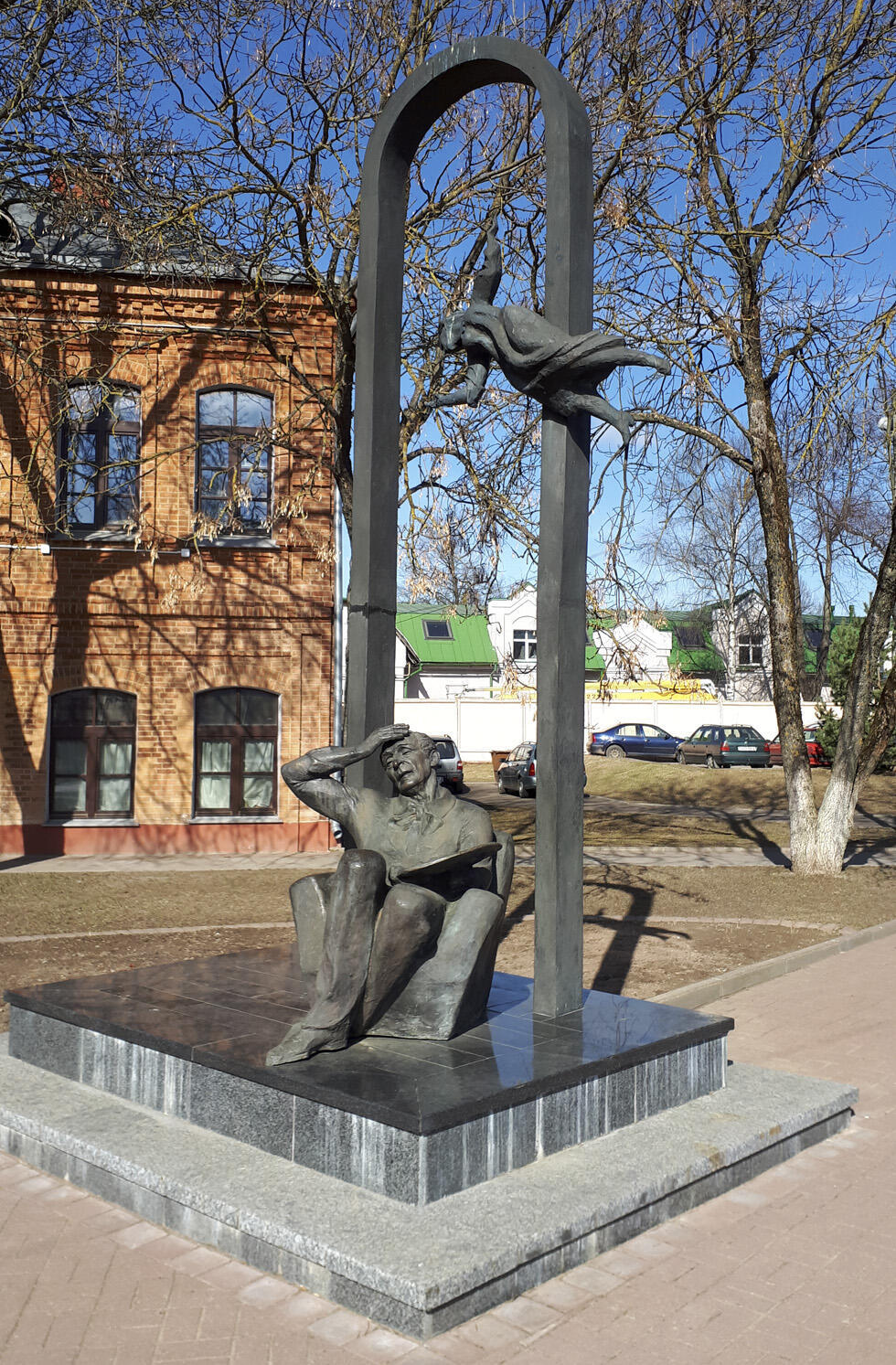 Один из памятников Шагалу. Фото: Давид Шехтер