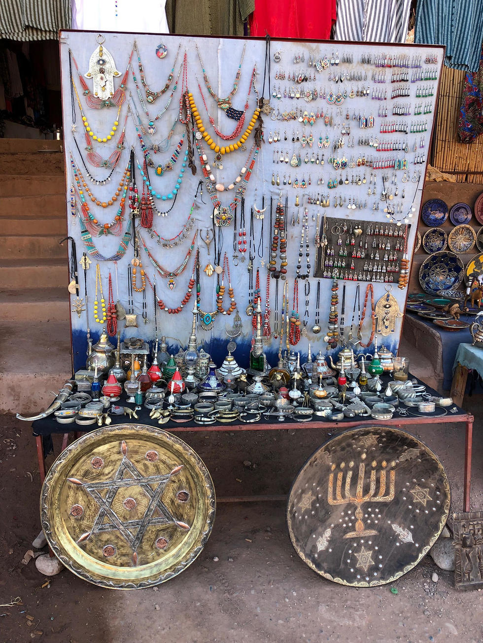 Platters adorned with a menorah and Jewish stars in an outdoor stall near Ksar of Ait-Ben-Haddou (Photo: AP) Platters adorned with a menorah and Jewish stars in an outdoor stall near Ksar of Ait-Ben-Haddou