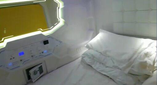 Так капсульный номер выглядит изнутри. Фото: Кути Фундамински