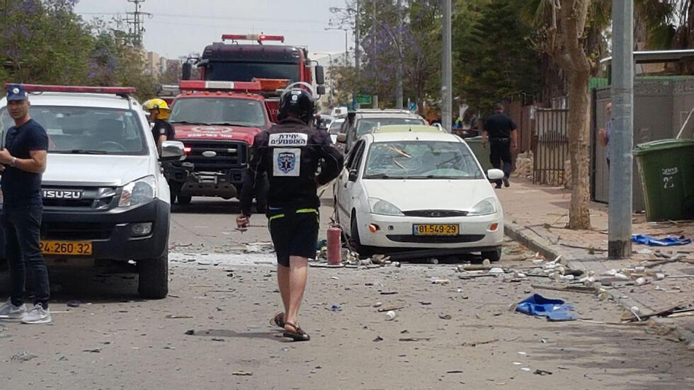 Падение ракеты в Беэр-Шеве. Фото: Илана Куриэль